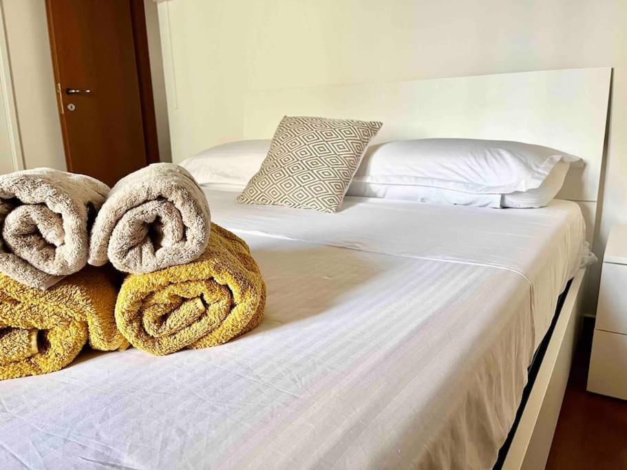 Suite In Bg Centro Con Netflix Бергамо Экстерьер фото